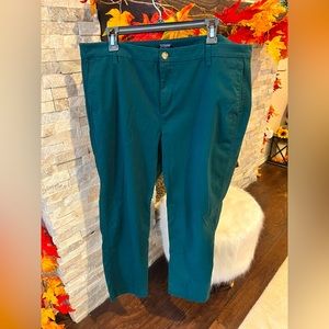 JCrew factory forest green girlfriend chinos